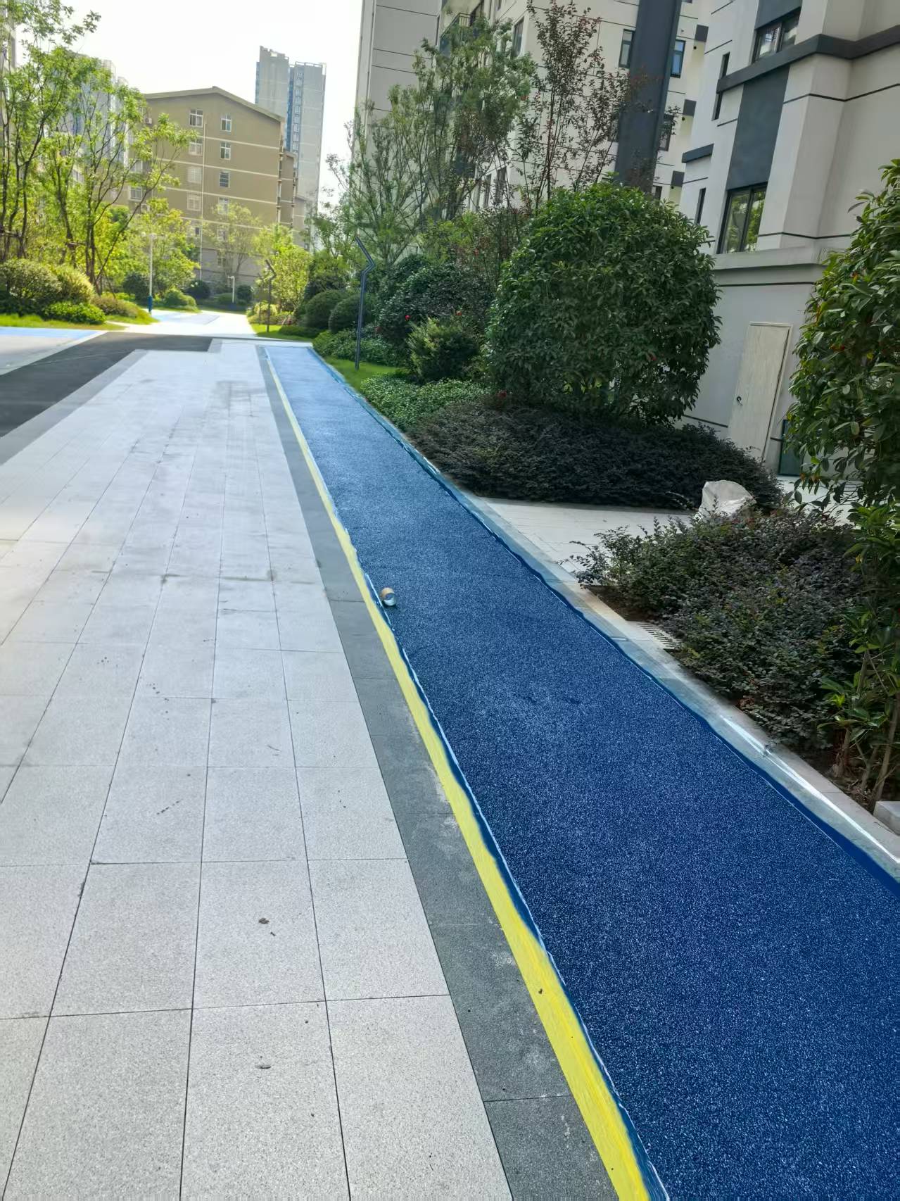 热熔划线漆道路标线施工现场